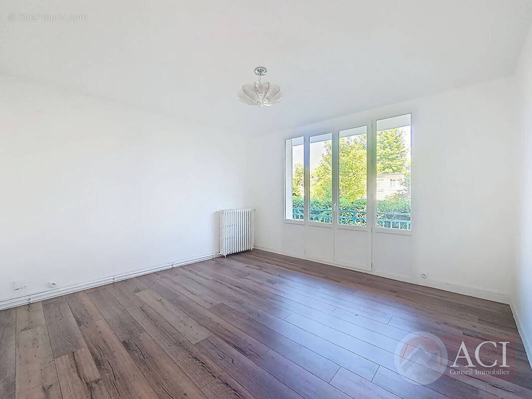 Appartement à DEUIL-LA-BARRE
