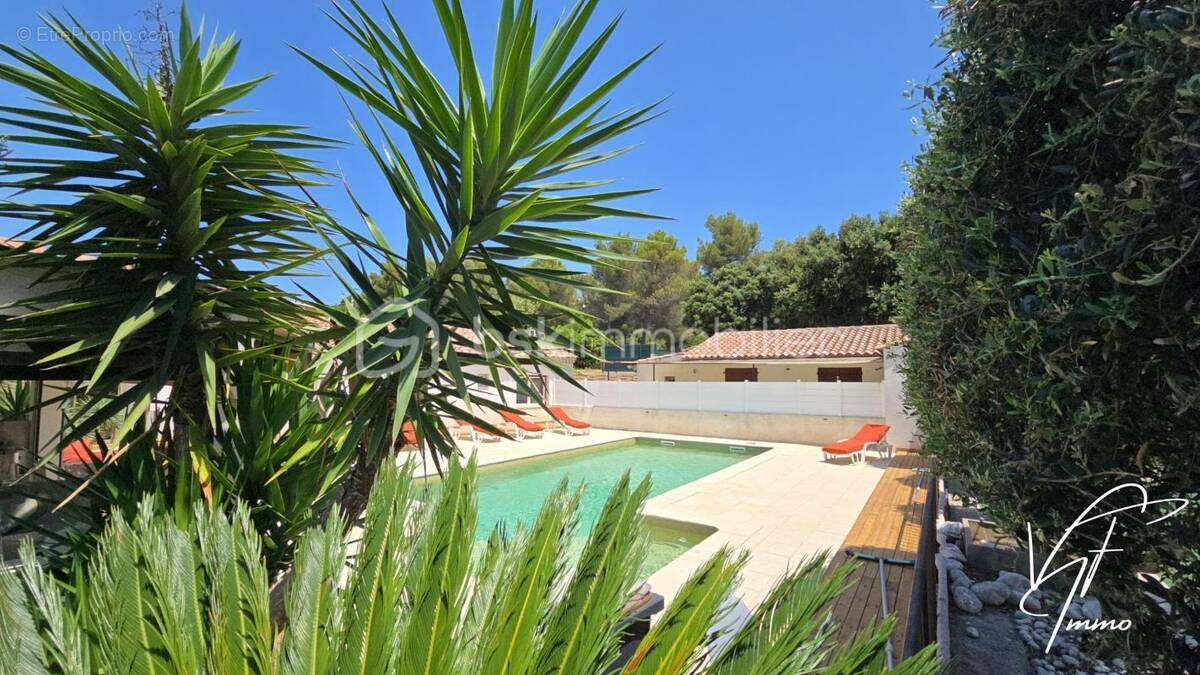 Maison à LA CADIERE-D&#039;AZUR
