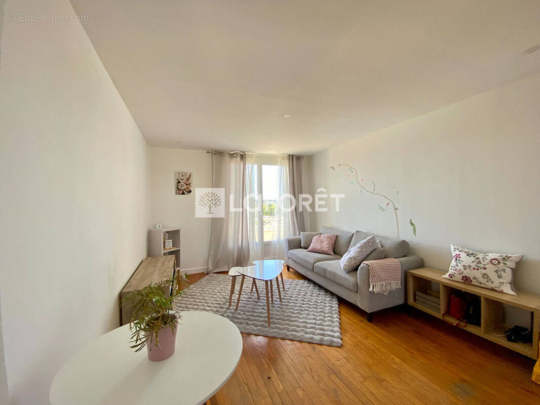 Appartement à BOURG-LES-VALENCE