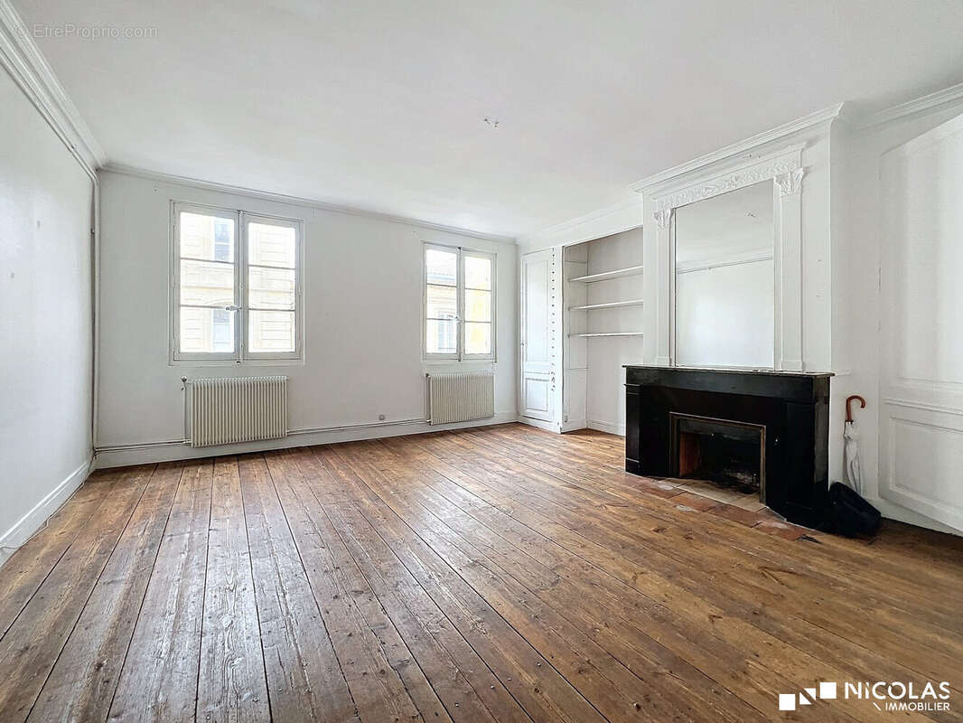 Appartement à BORDEAUX