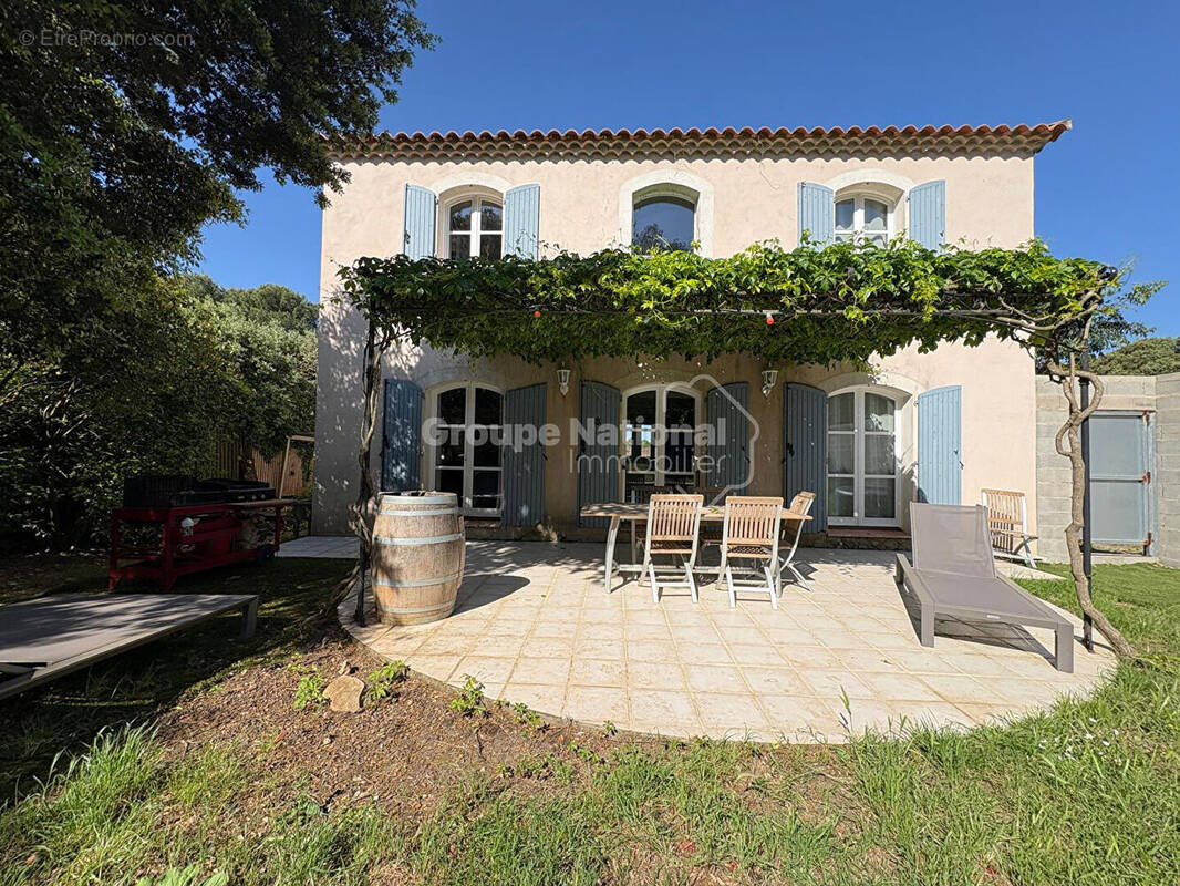 Maison à AUBAIS