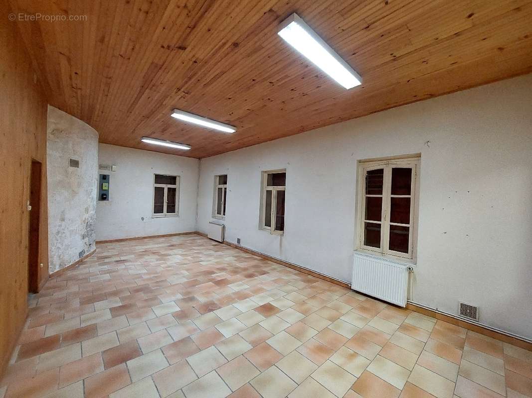 Maison à BRUAY-LA-BUISSIERE