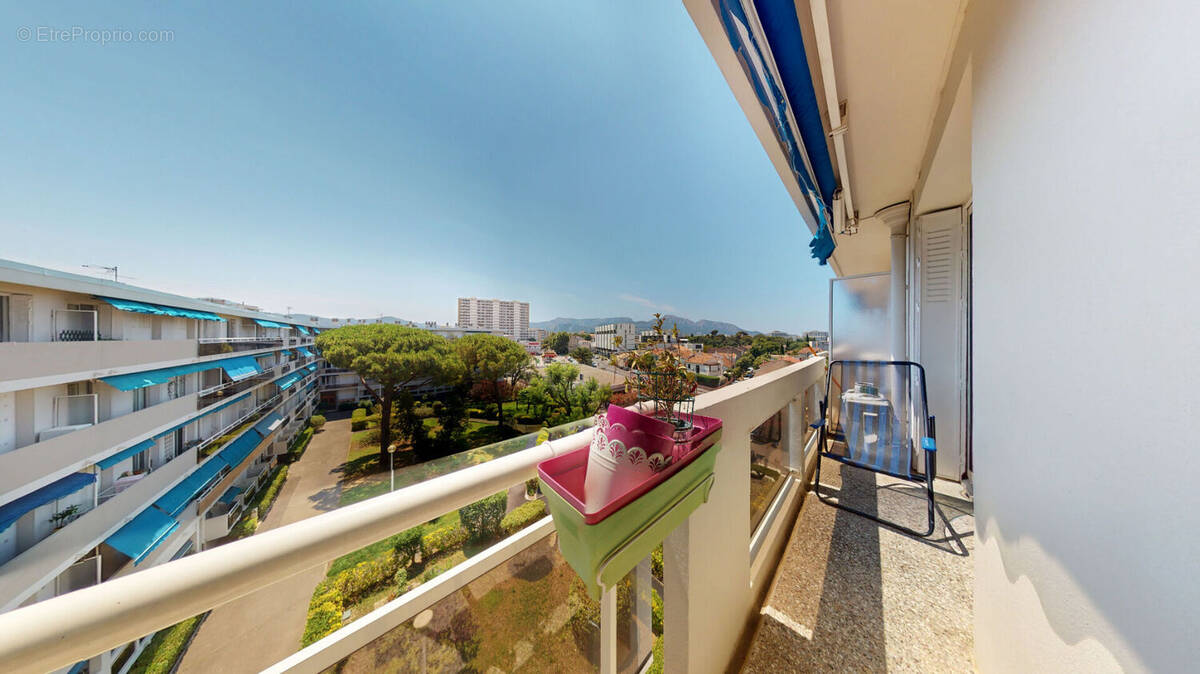 Appartement à MARSEILLE-8E