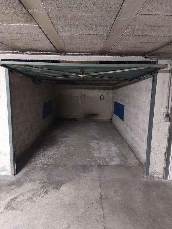 Parking à NICE