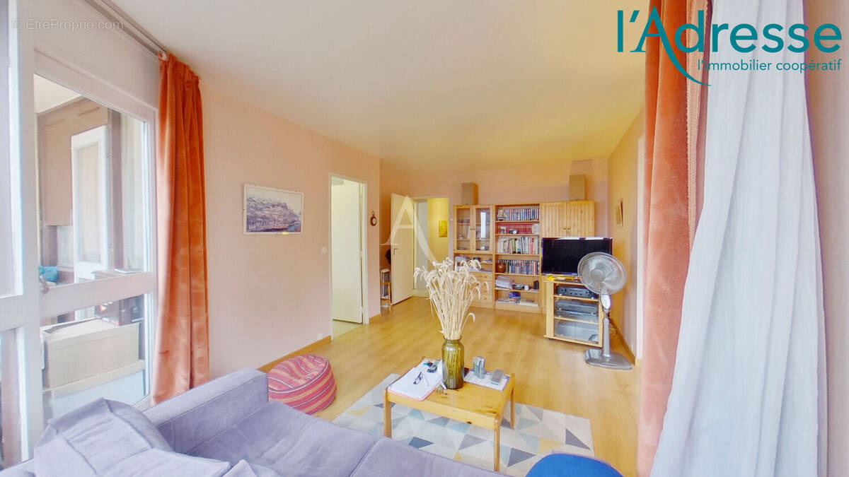 Appartement à CHAMPS-SUR-MARNE