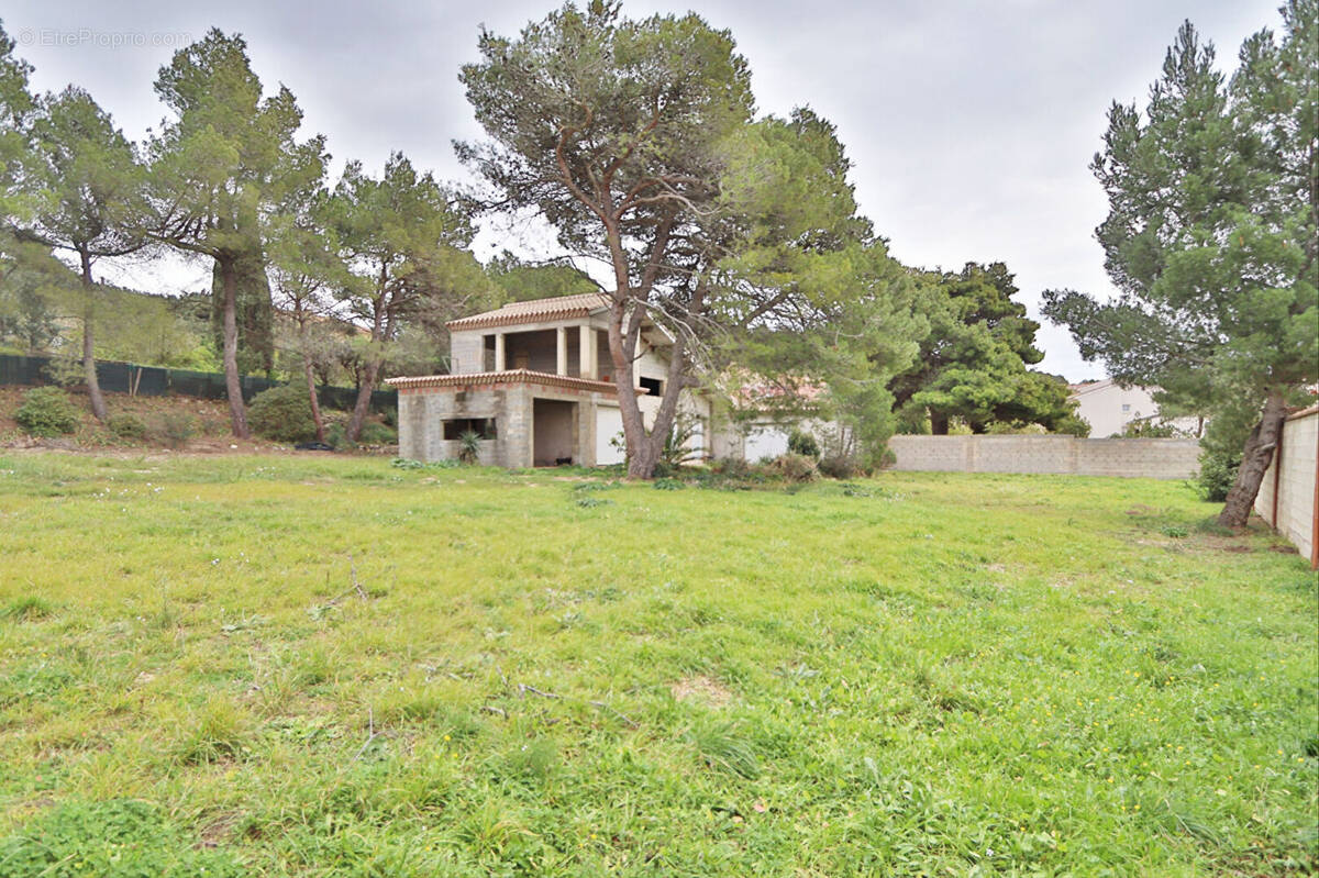 Maison à ARMISSAN