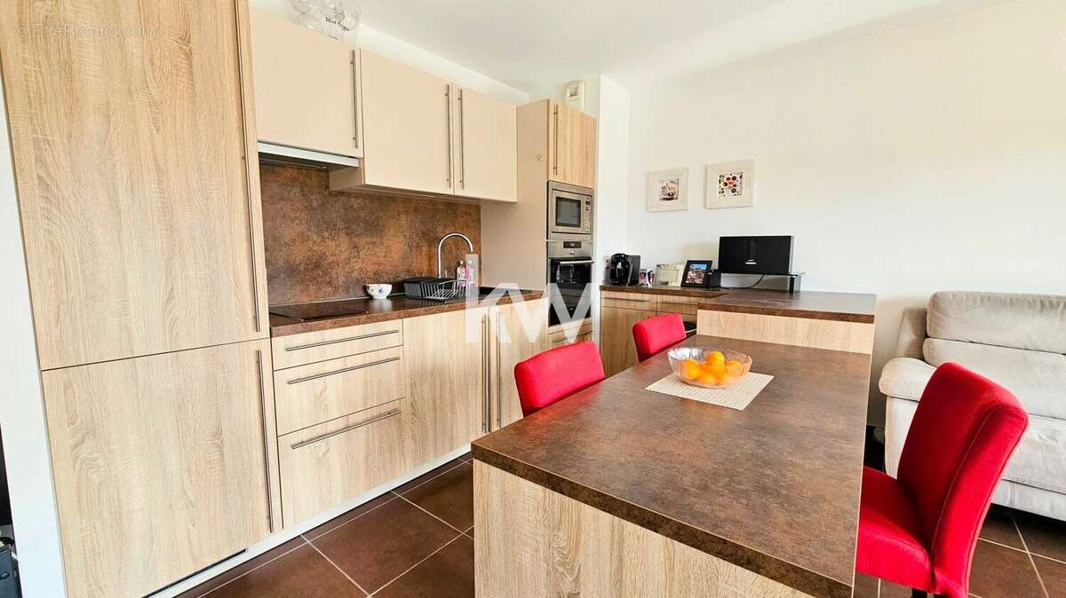 Appartement à VALLAURIS