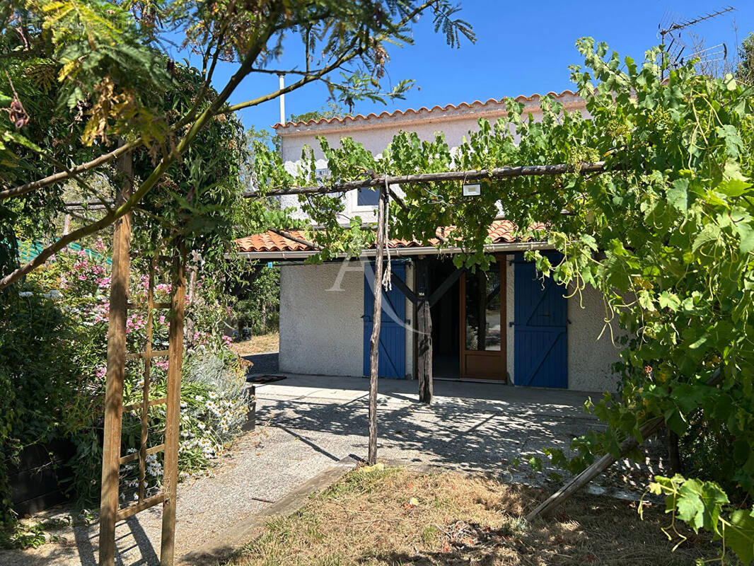 Maison à L&#039;ILE-D&#039;ELLE