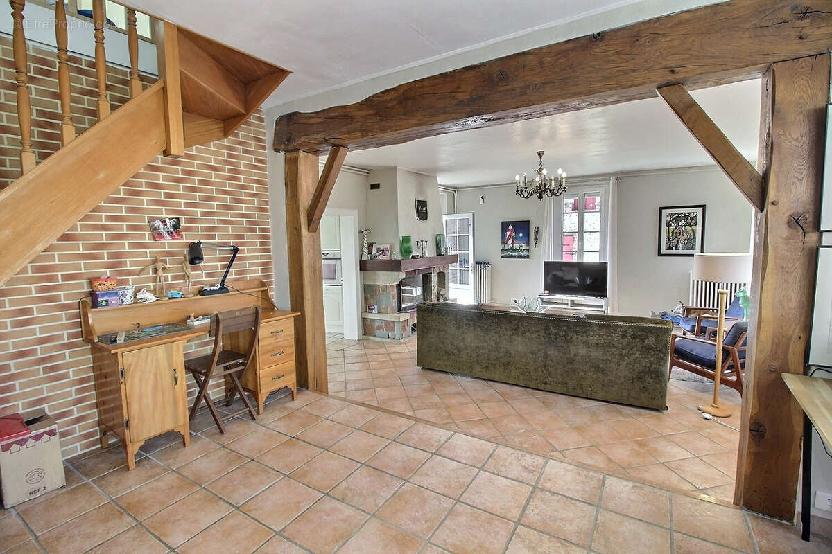 Maison à CHATEAUNEUF-EN-THYMERAIS