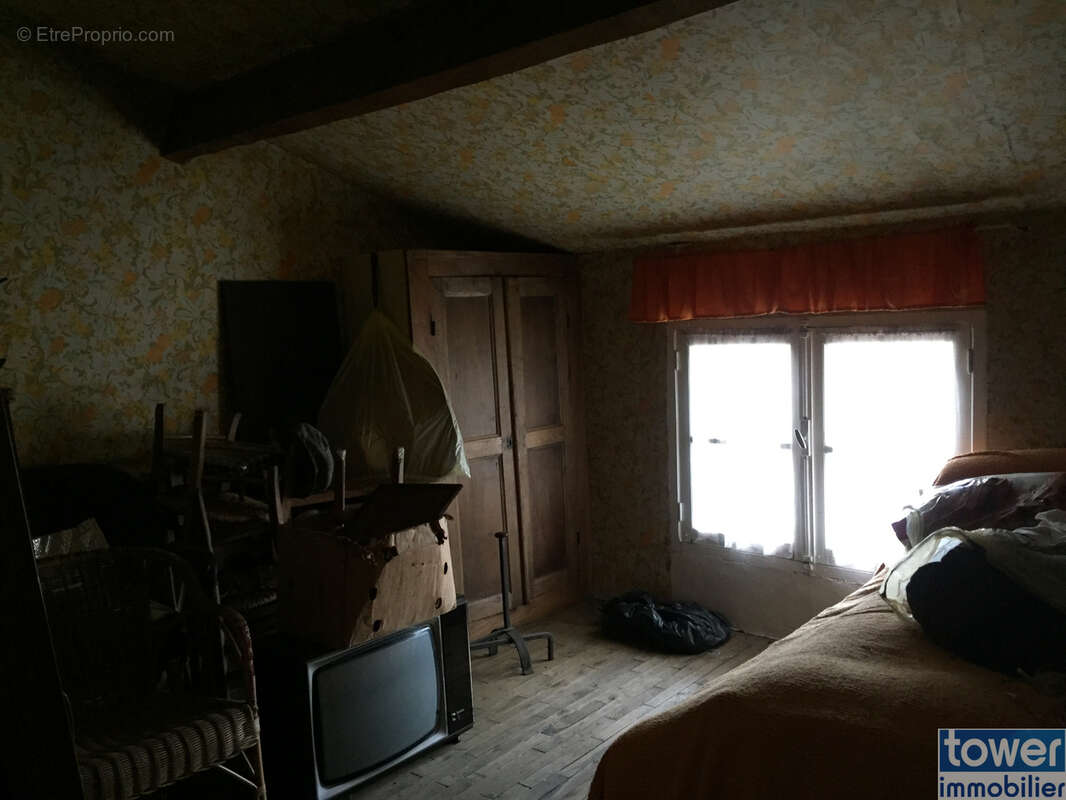 Maison à BENEST