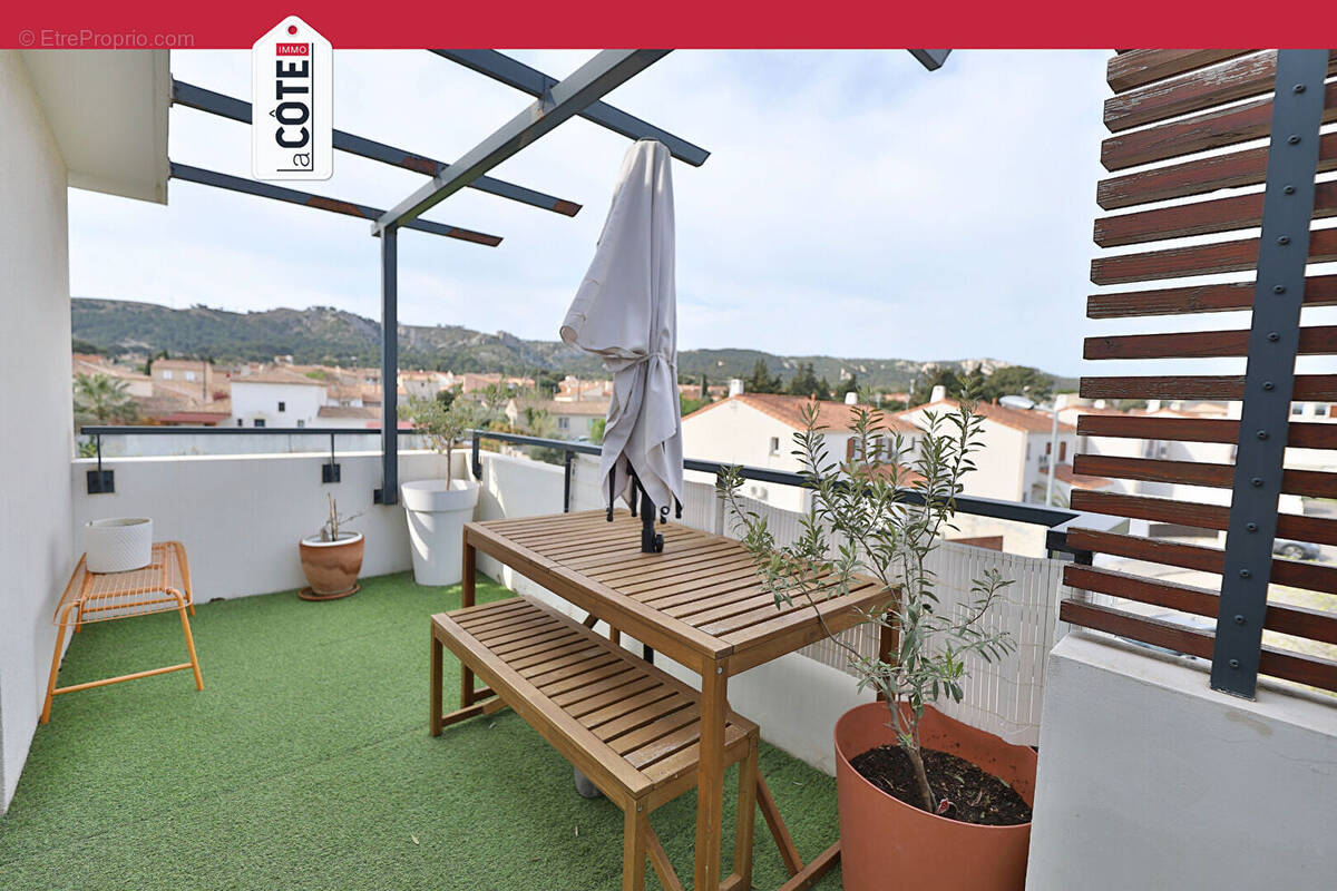 Appartement à CHATEAUNEUF-LES-MARTIGUES