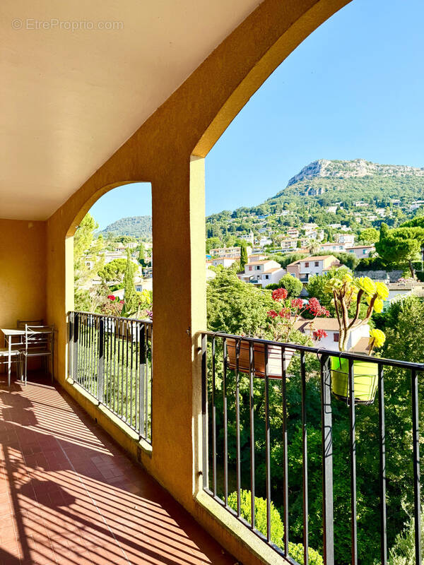 Appartement à VENCE