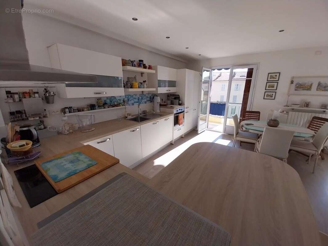Appartement à MENTON