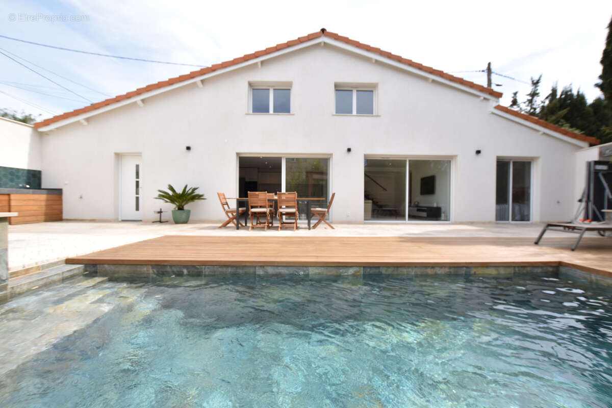 Maison à SAINT-RAPHAEL