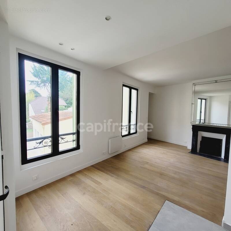 Appartement à CHATENAY-MALABRY