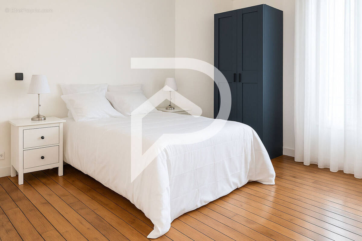 Appartement à CHARENTON-LE-PONT