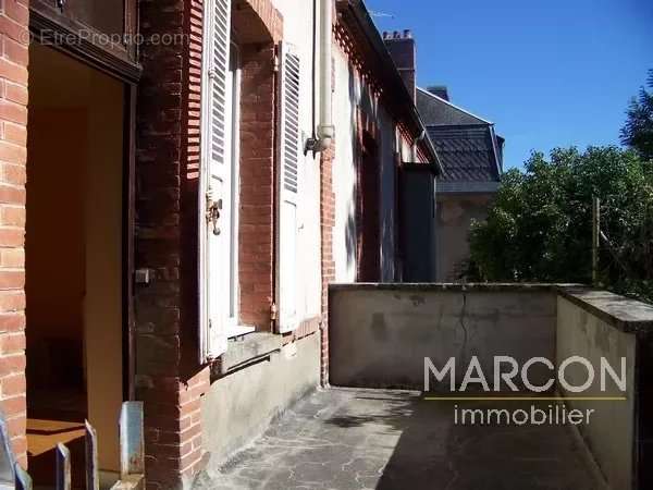 Maison à AUBUSSON