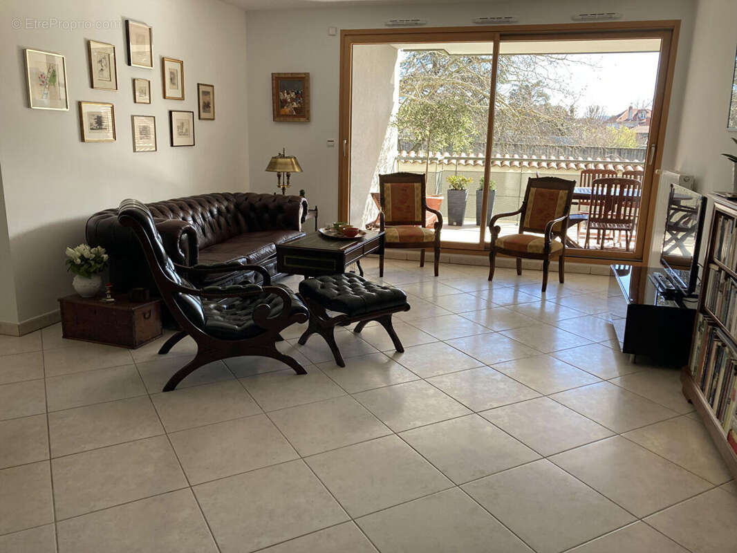 Appartement à TASSIN-LA-DEMI-LUNE