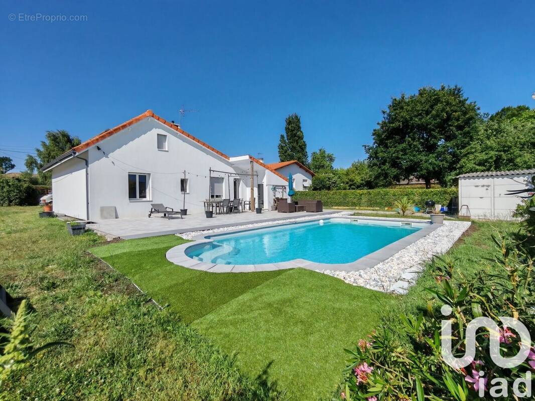 Photo 1 - Maison à SAINT-MEDARD-EN-JALLES