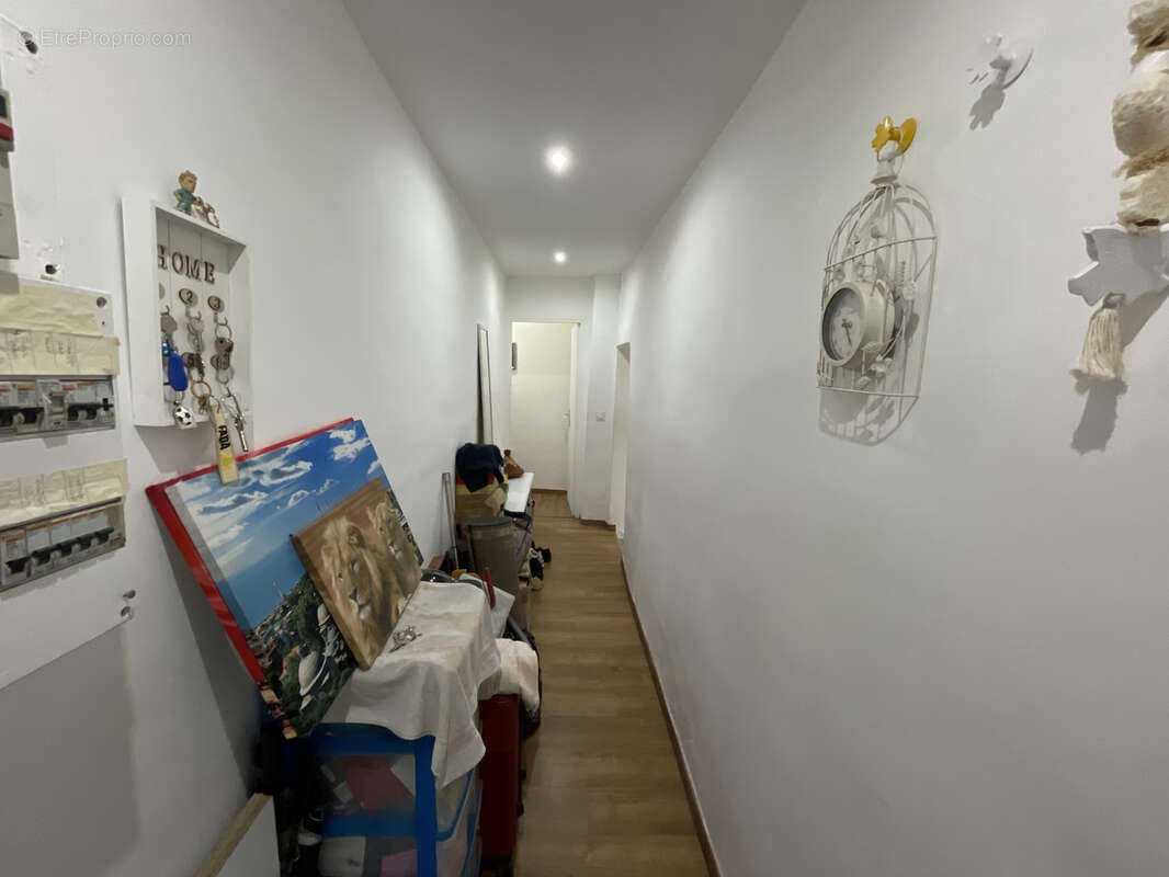 Appartement à MARSEILLE-2E