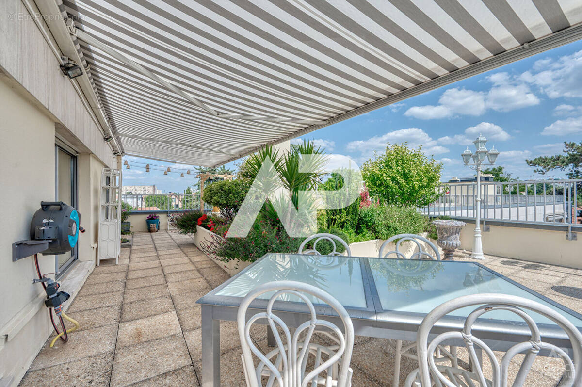 Appartement à RUEIL-MALMAISON