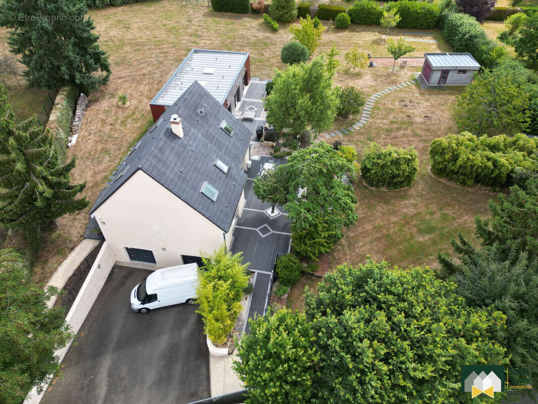 Maison à LA LOUPE