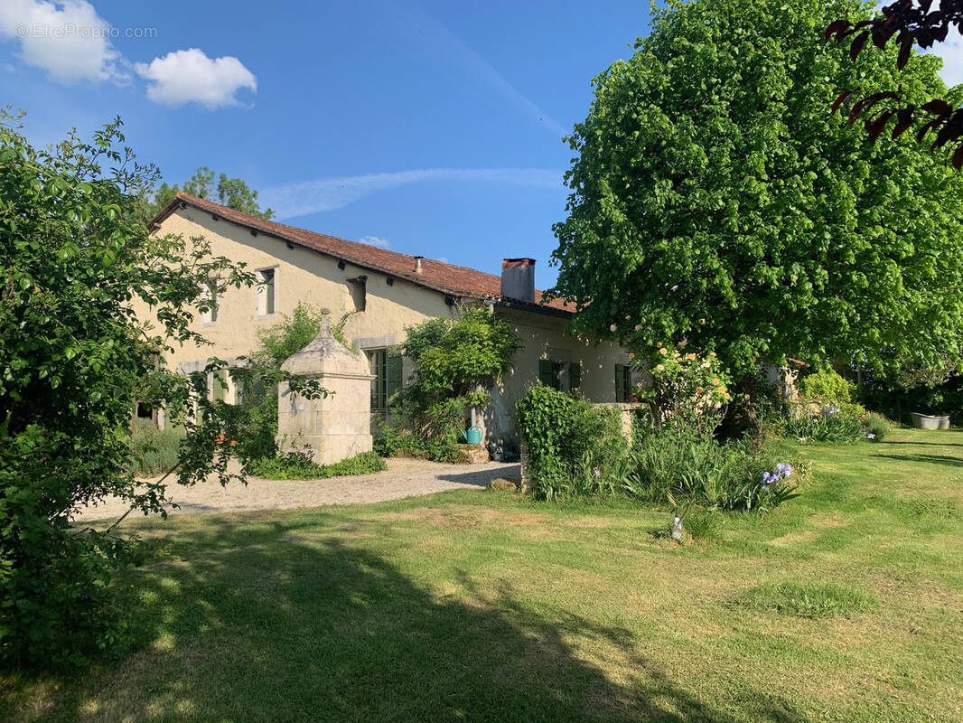 Maison à SAINT-SEVERIN