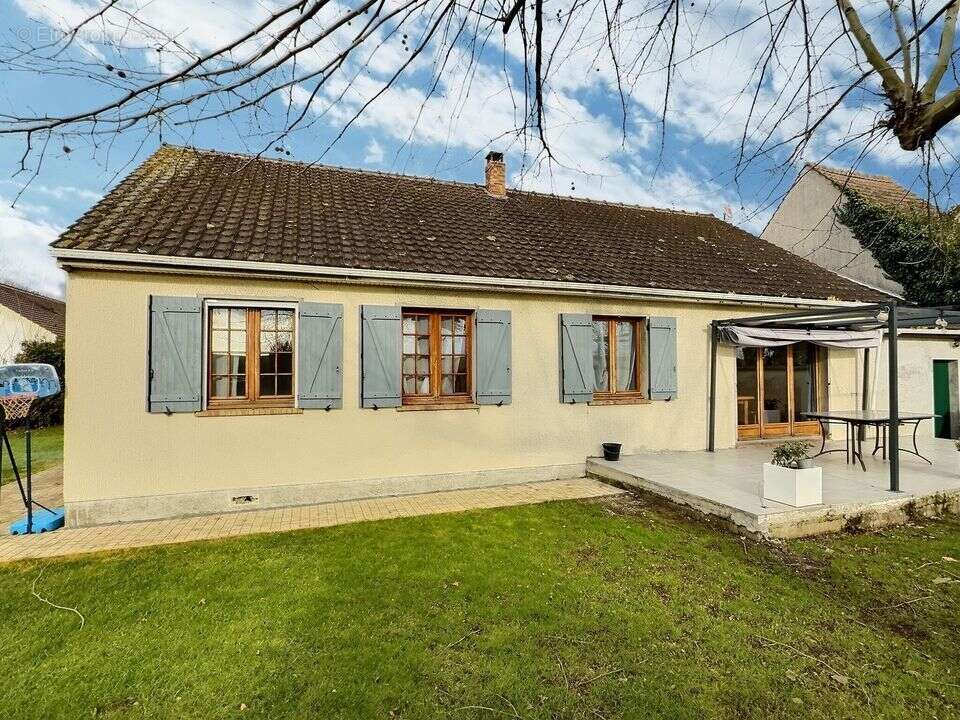 Maison à BRAY-SUR-SEINE