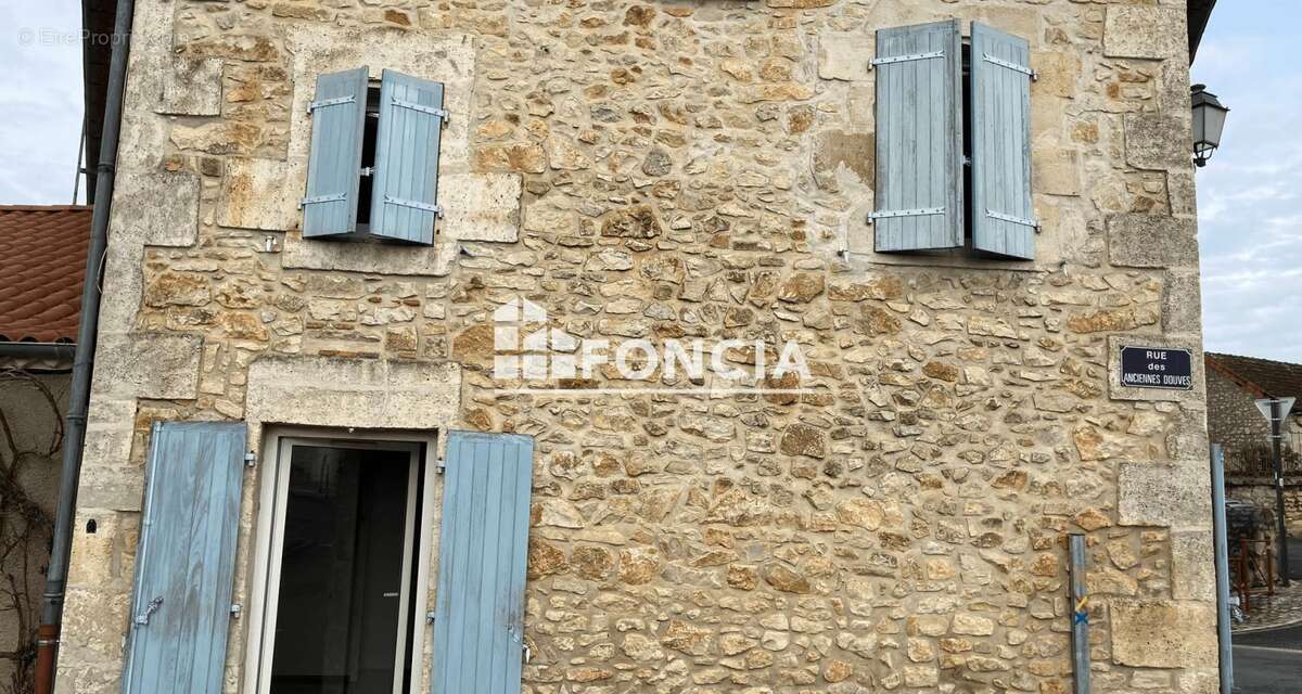 Appartement à MARTHON