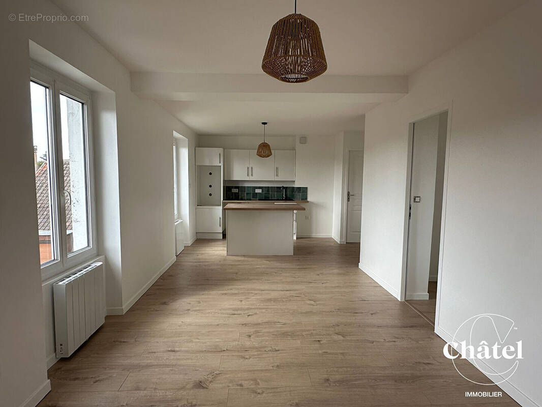 Appartement à BORAN-SUR-OISE