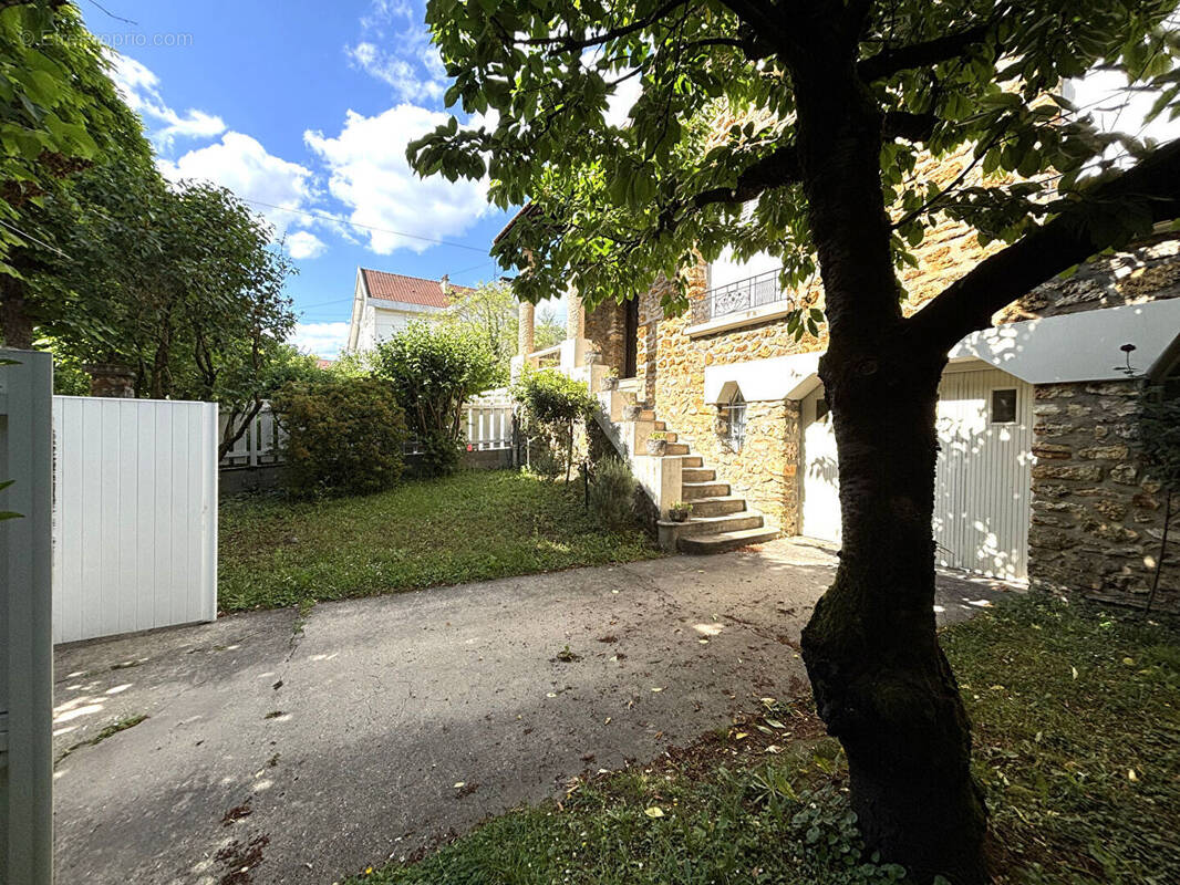 Maison à EPINAY-SUR-SEINE