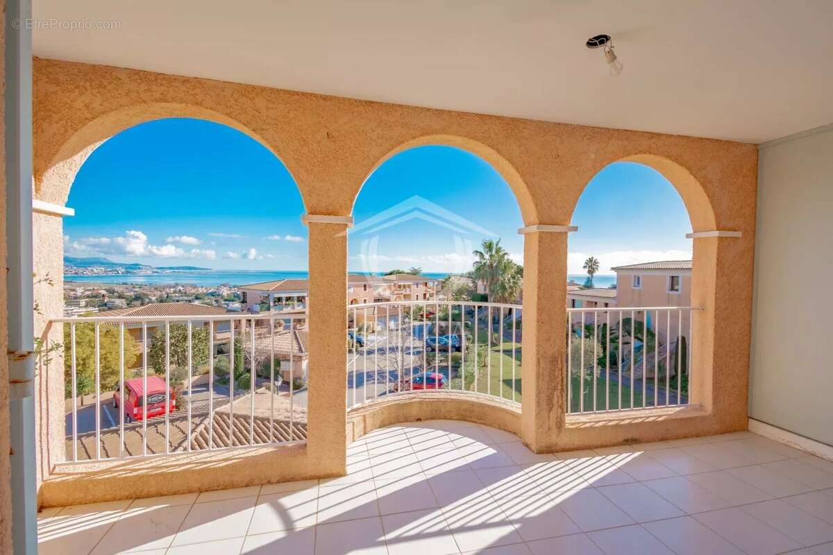 Appartement à VILLENEUVE-LOUBET