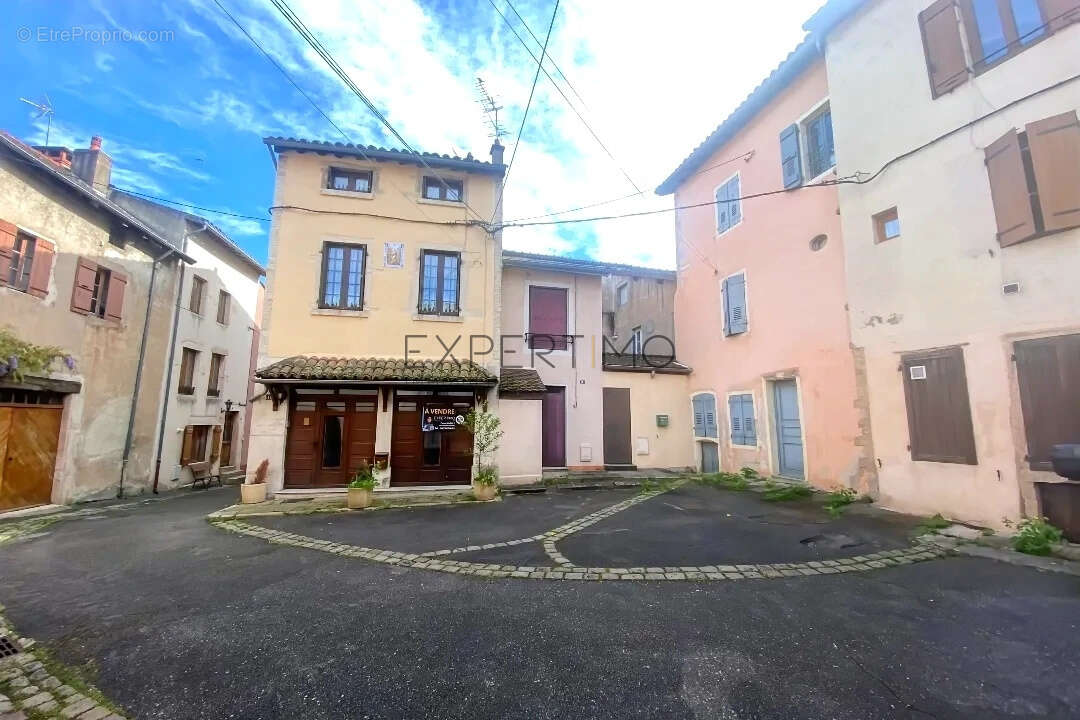 Maison à TOURNUS