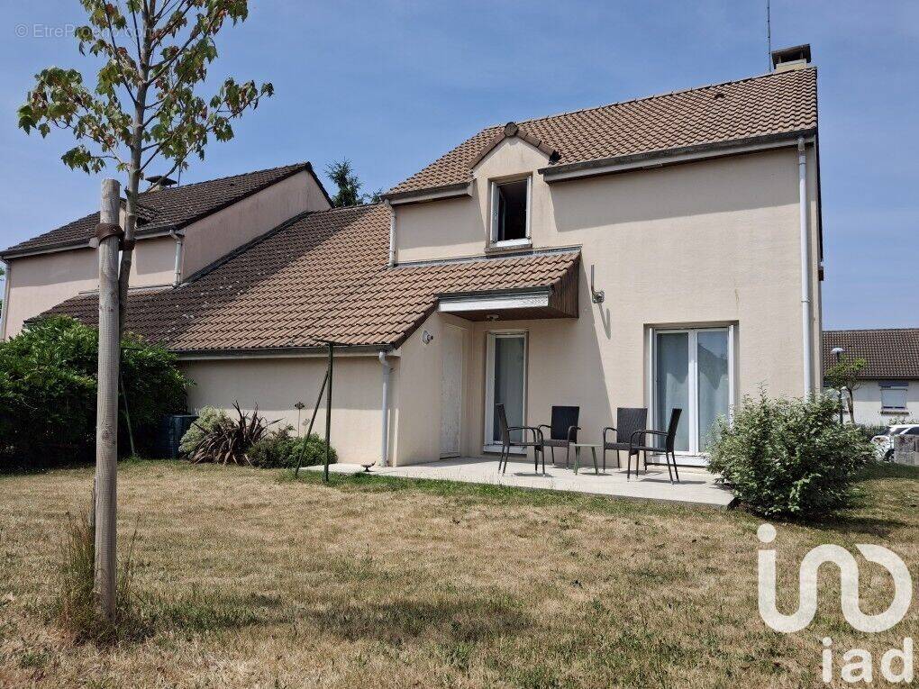 Photo 1 - Maison à BRIARE
