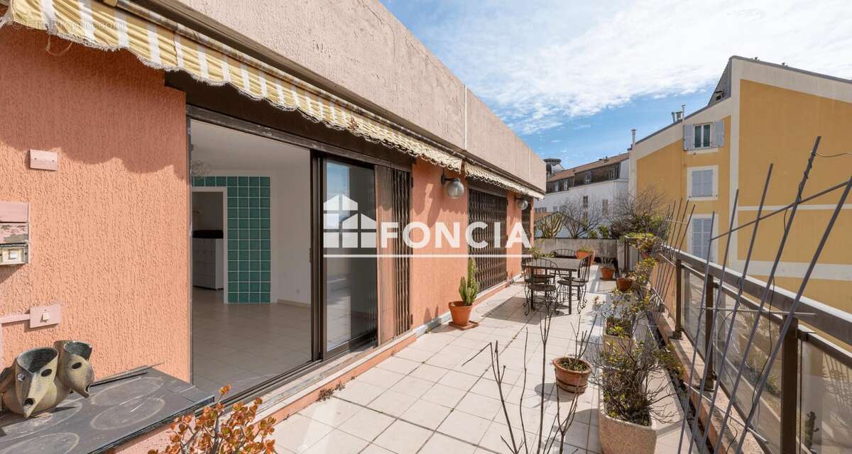 Appartement à MENTON