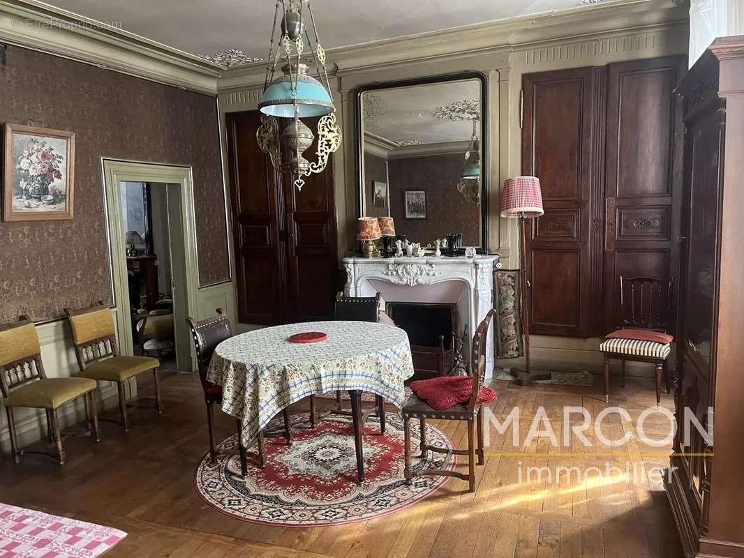 Maison à FELLETIN