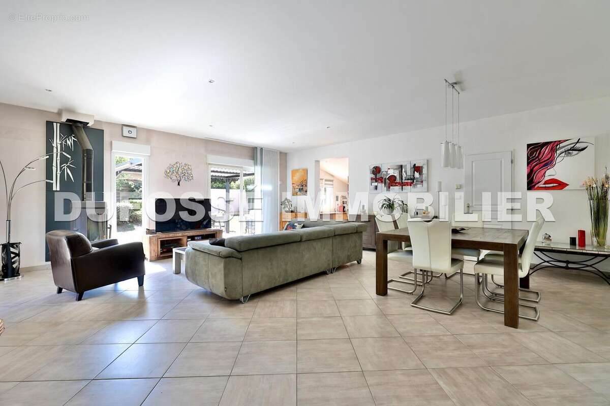 Photo 2 - Maison à OULLINS