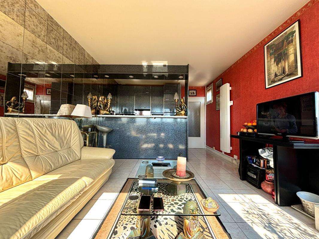 Appartement à MAISONS-ALFORT