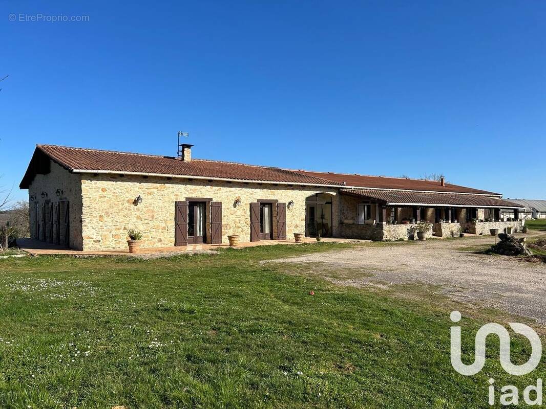 Photo 1 - Maison à MONTCABRIER