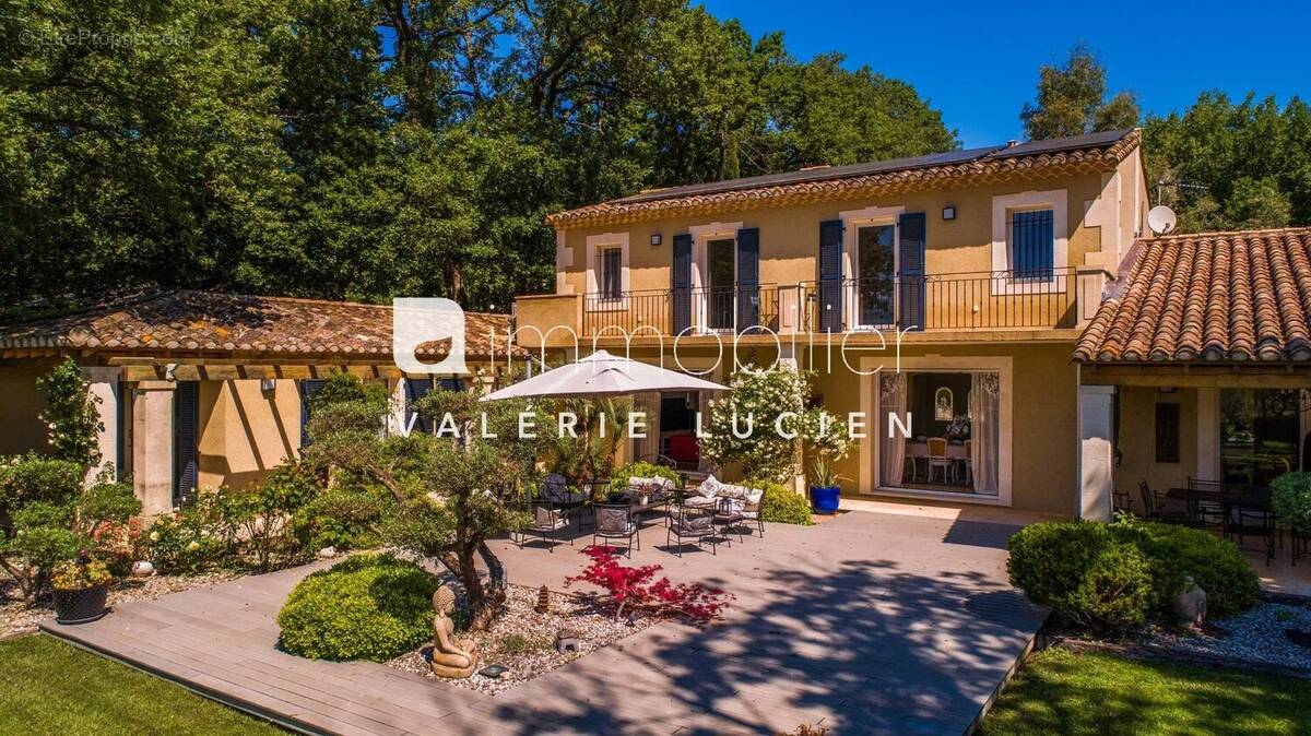 Maison à SAINT-REMY-DE-PROVENCE