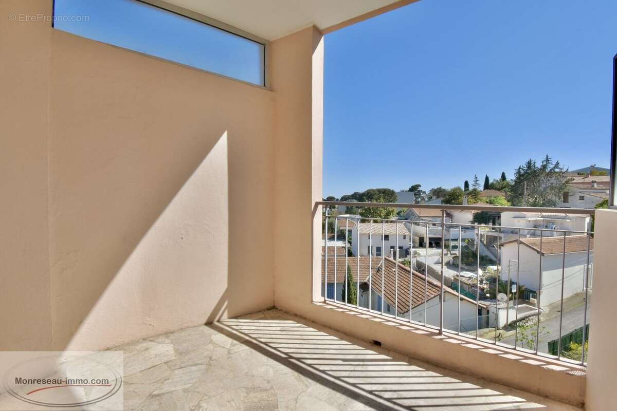 Appartement à LE CANNET
