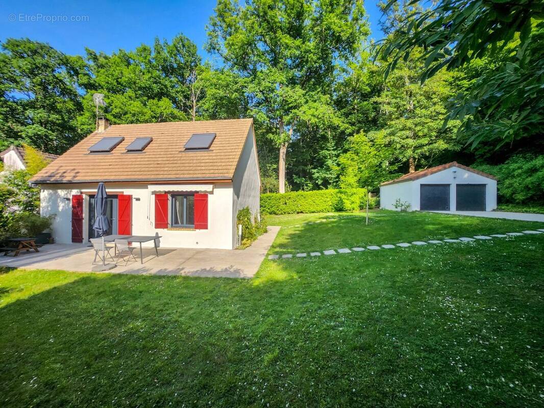 Maison à GIF-SUR-YVETTE