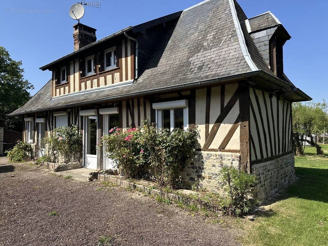 Maison à EPAIGNES