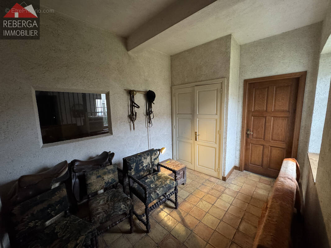 Maison à AUSSILLON