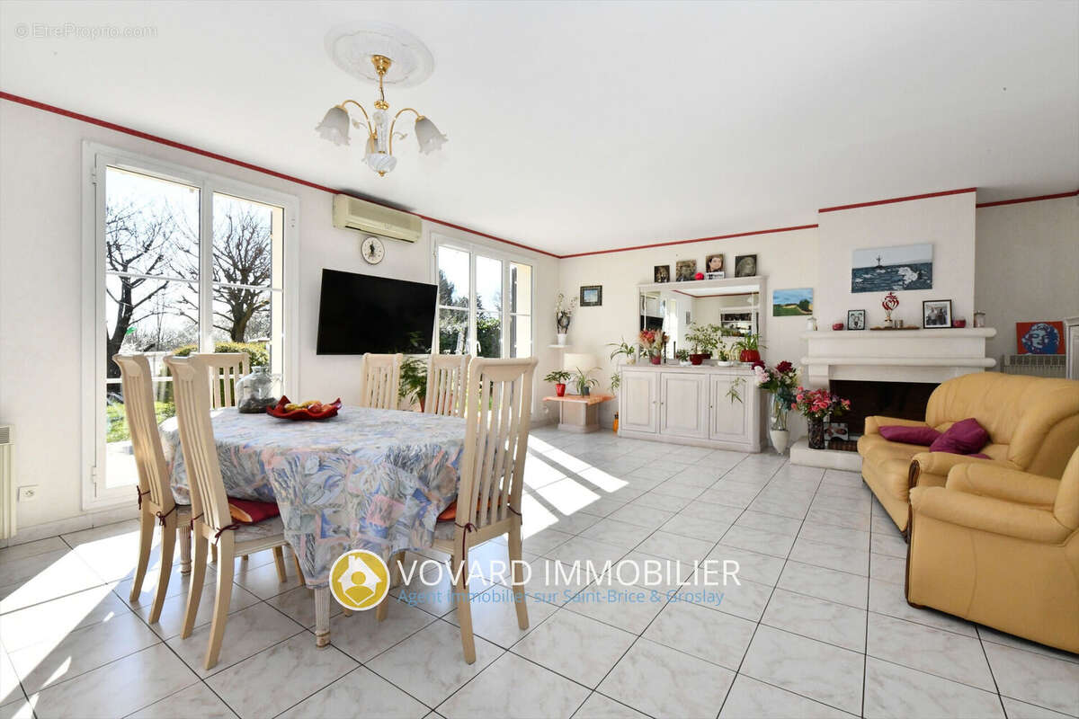 Photo 4 - Maison à GROSLAY