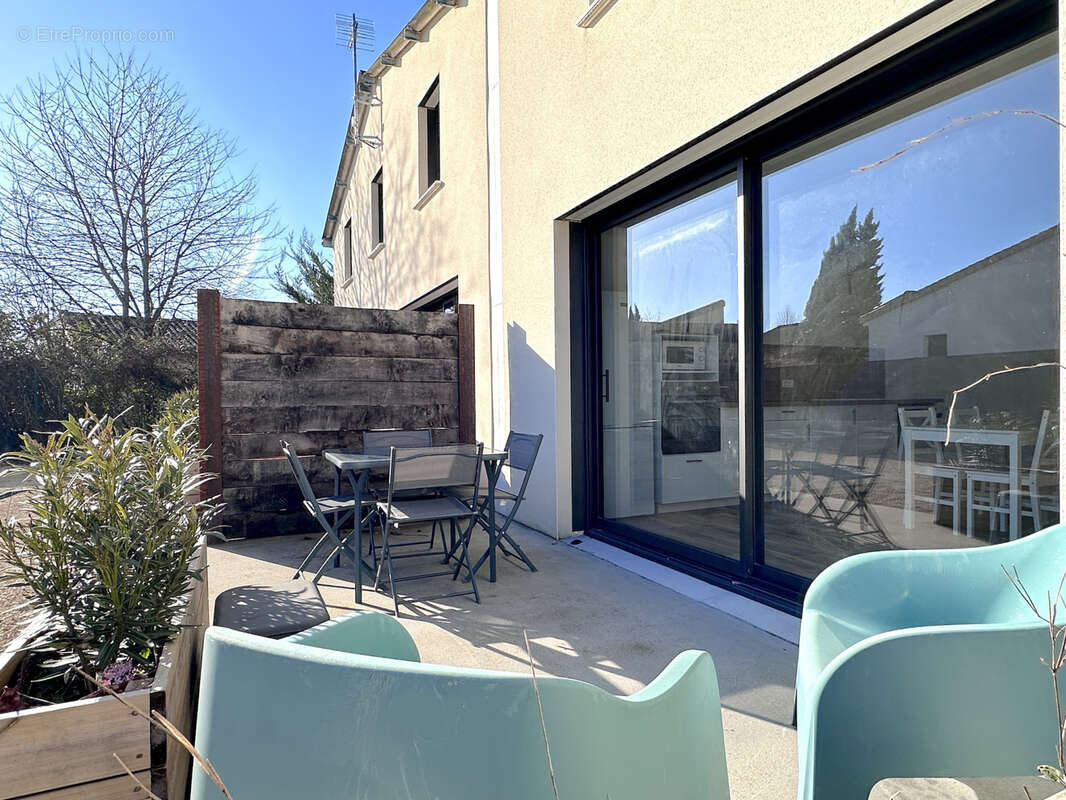 Appartement à MIGNALOUX-BEAUVOIR