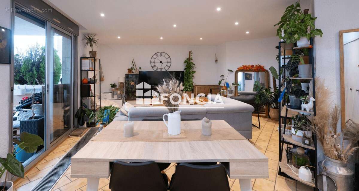 Appartement à TOURNON-SUR-RHONE