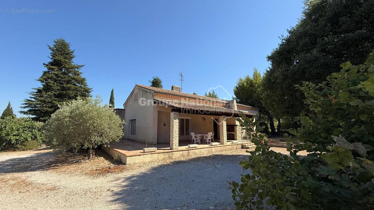 Maison à ROBION