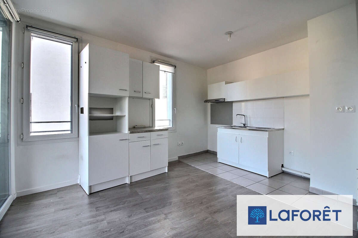 Appartement à RIS-ORANGIS