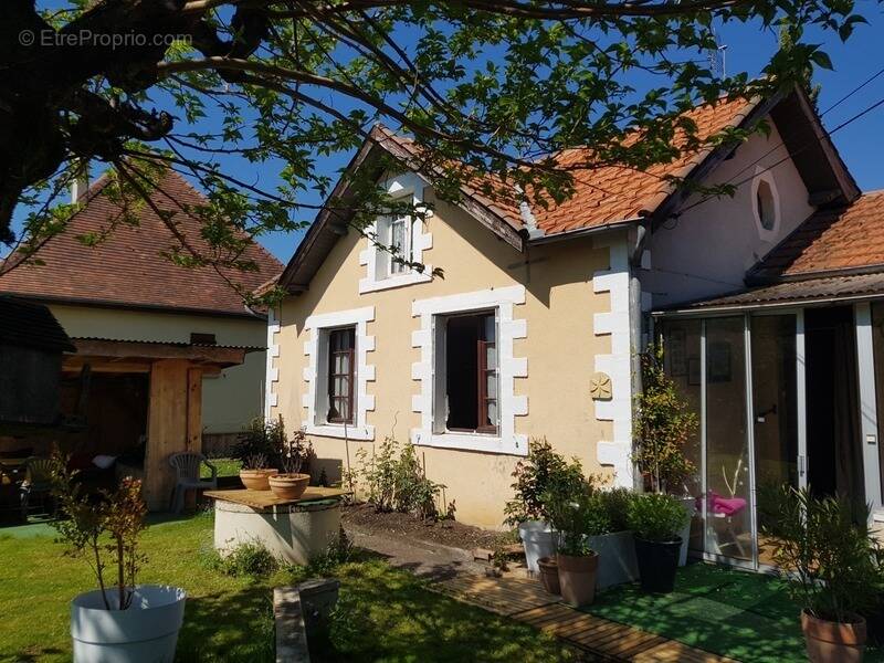 Maison à MONTIGNAC